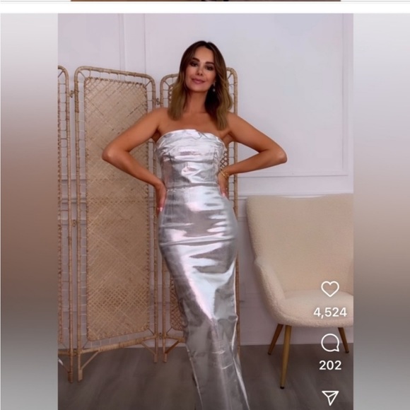 Zara Fitted Metallic Dress Silver Strapless - Picture 11 of 14